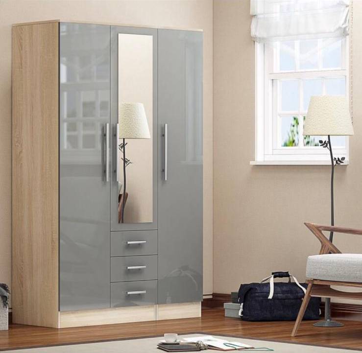 3 Door Gloss Mirrored Wardrobe